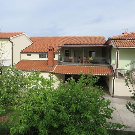 Apartment Mare Медулин Екстериор снимка